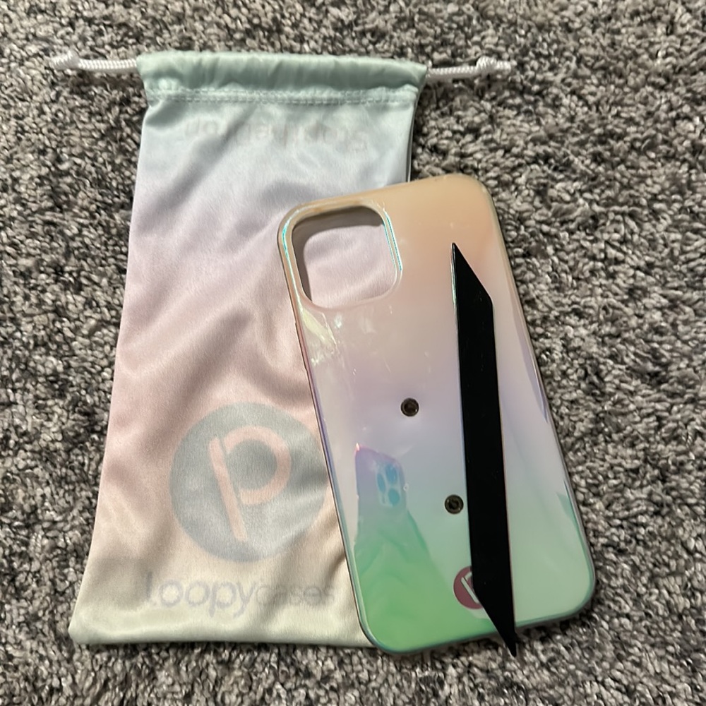 Loopy Case - Picture 2 of 2